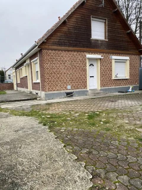 PROCHE CITADELLE IMMEUBLE DE RAPPORT COMPOSÉ DE 8 APPARTEMEN - Photo 1