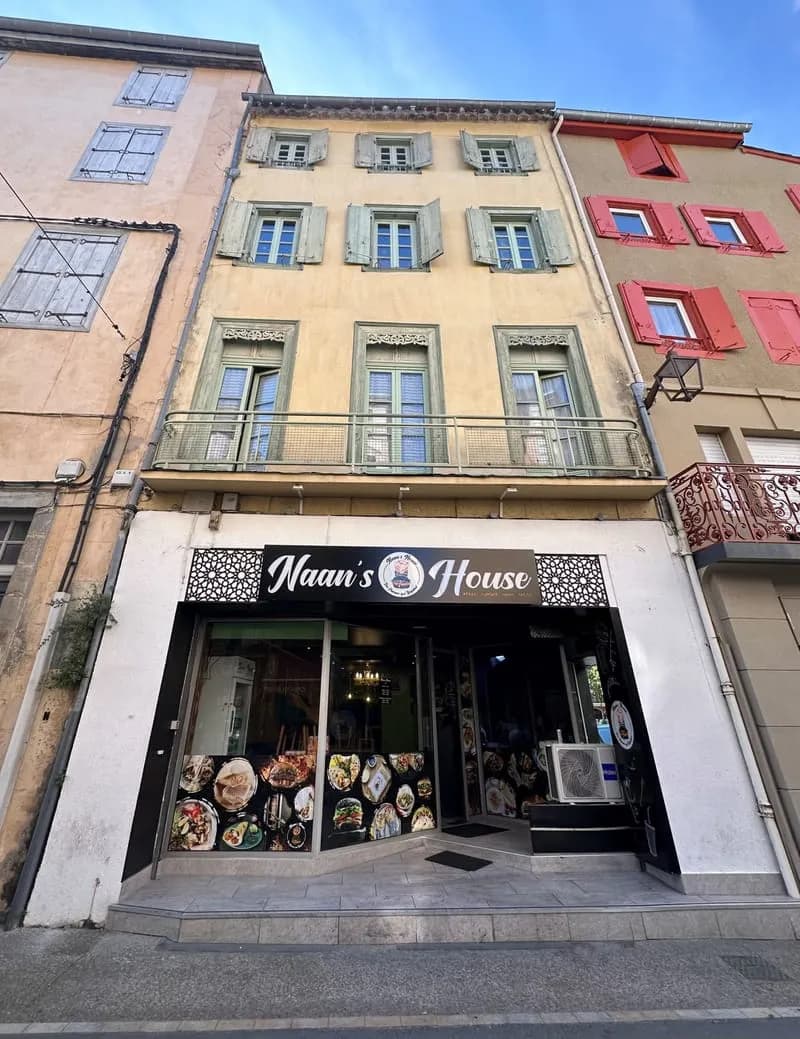 LIMOUX, immeuble de rapport, rénové, rue commerçante. - Photo 1