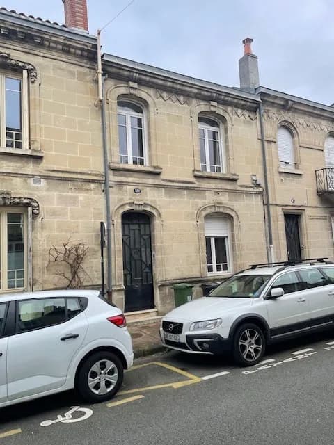 IMMEUBLE DE RAPPORT QUARTIER NANSOUTY RUE MIRASSOU - Photo 1