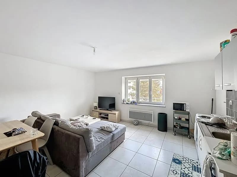 Immeuble de rapport - 325 m2 - 5 appartements - Photo 1