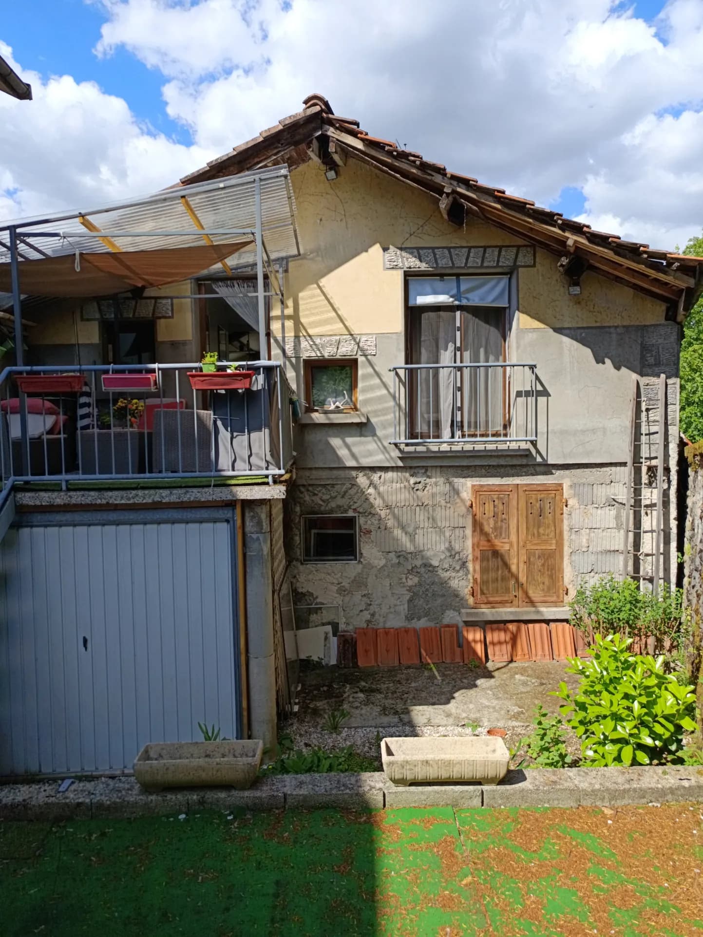 Ensemble immobilier comprenant deux maisons de village - Photo 1