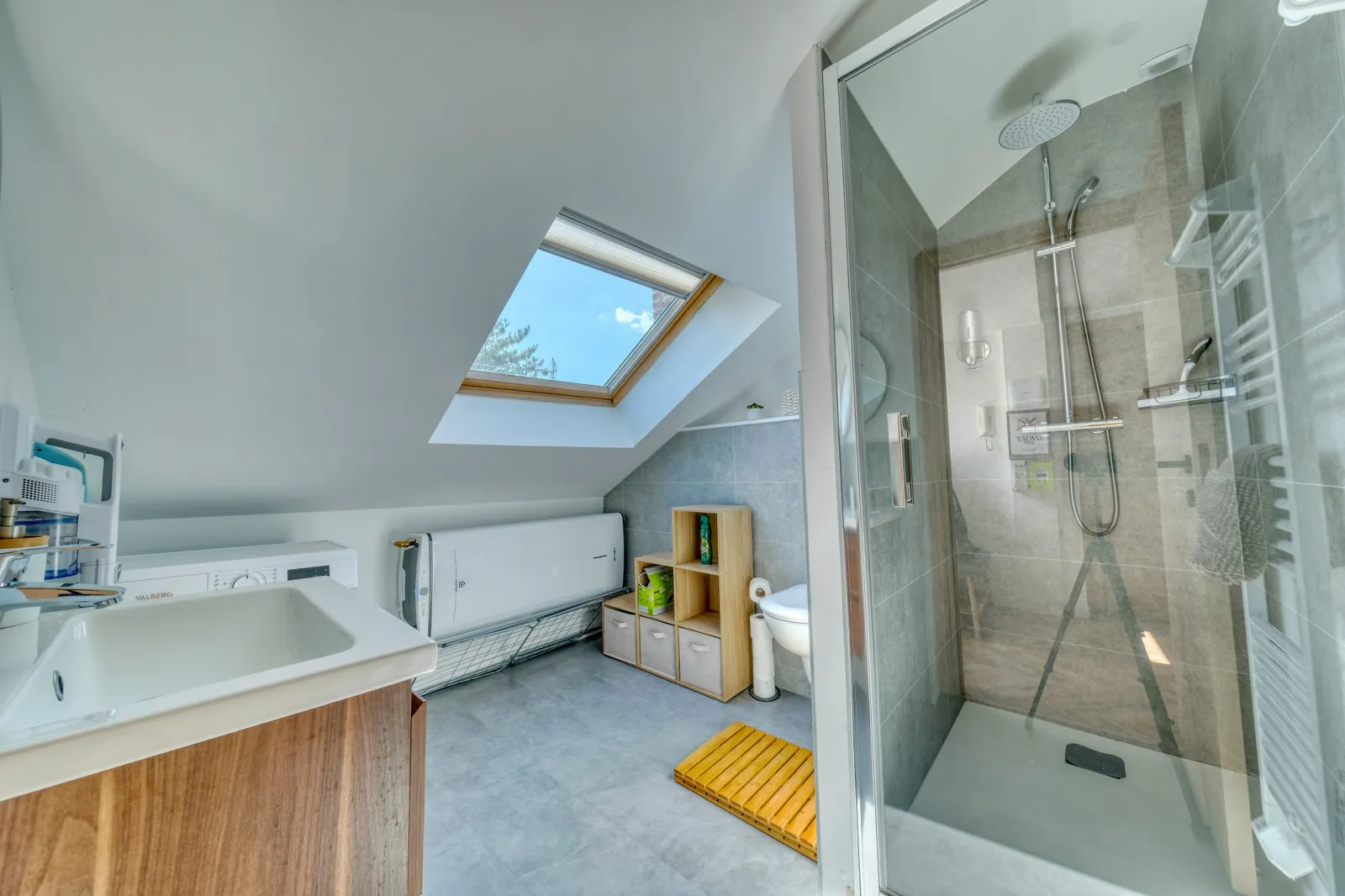 Immeuble en monopropriété, rénovation/emplacement premium - Photo 1