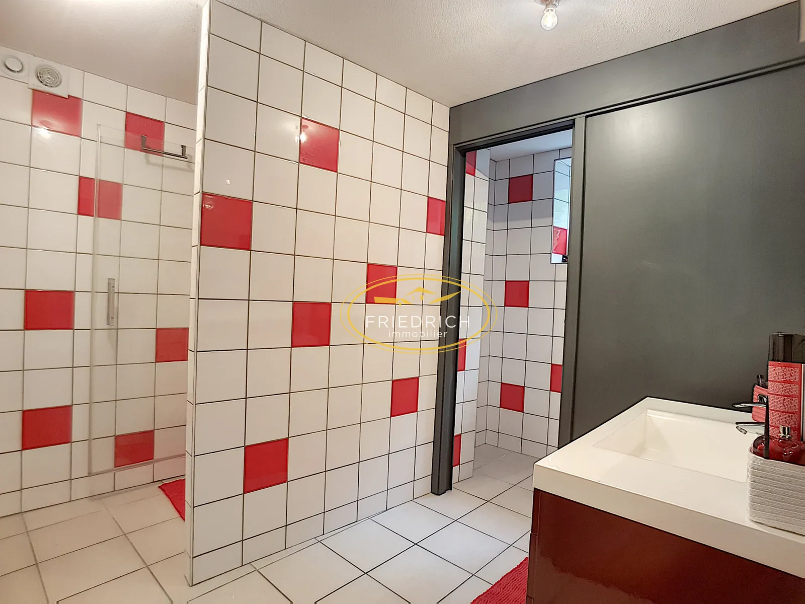 Immeuble de rapport - Photo 1