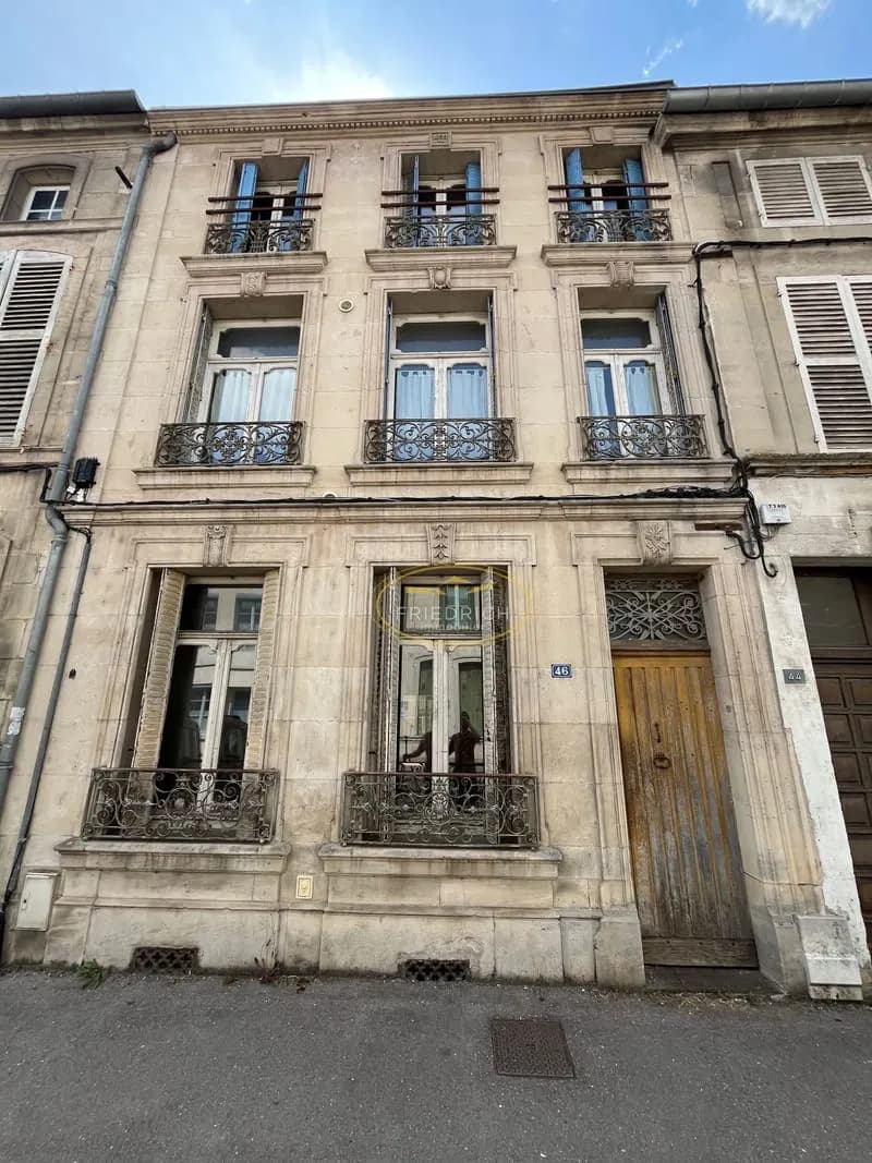 IMMEUBLE DE RAPPORT - Photo 1