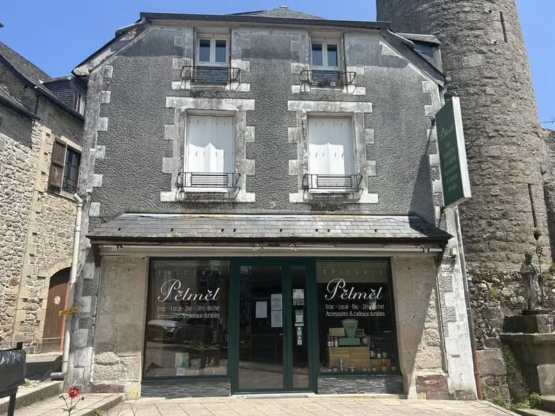 Immeuble à Meymac en Correze - Photo 1