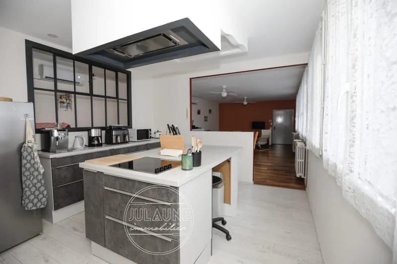 Immeuble de rapport aux multiples possibilités Secteur Gar - Photo 1