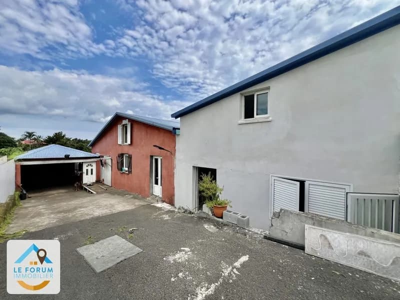 TAMPON 97430 - ENSEMBLE IMMOBILIER - BEAUX VOLUMES - FORT PO - Photo 1