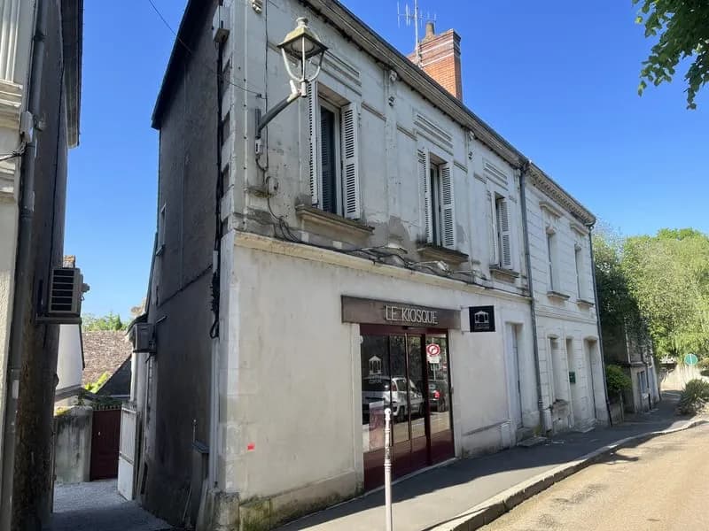 Immeuble / maison de bourg 135 m2 + jardin - Photo 1