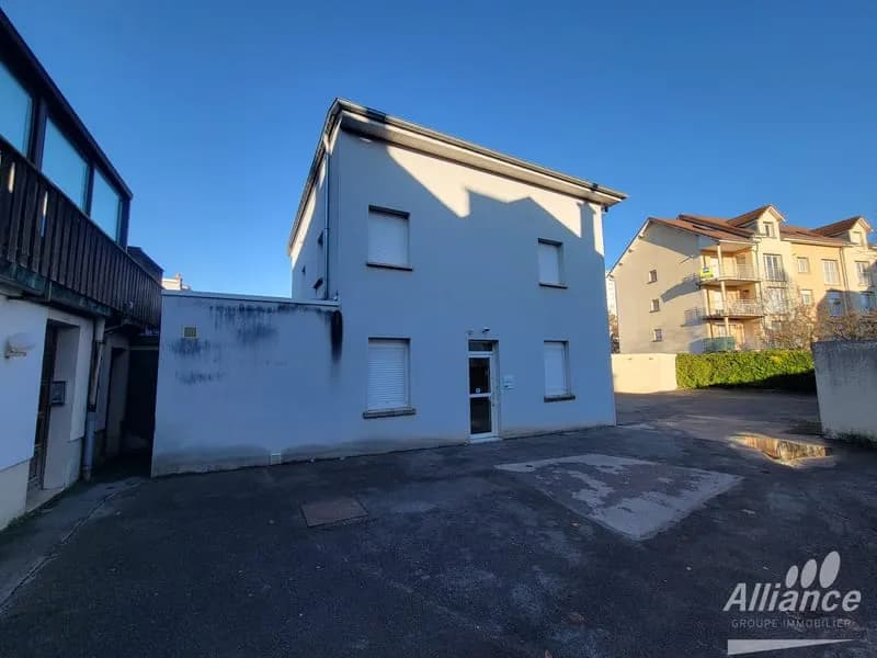 Immeuble sur Audincourt - Photo 1