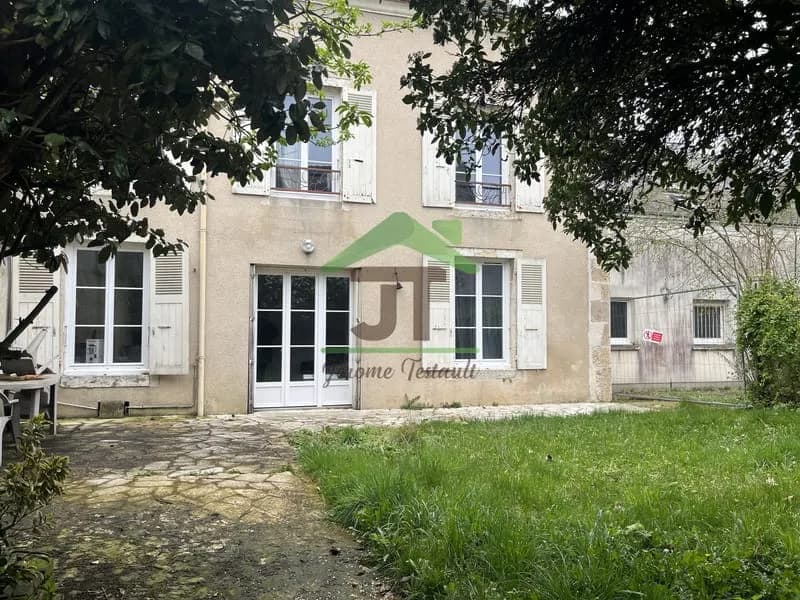 À Châteaudun, Entre le centre-ville et la gare - Photo 1
