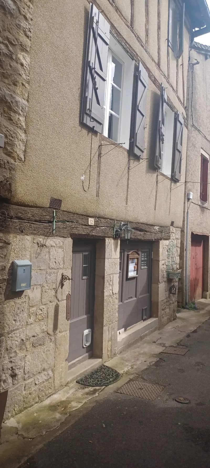 IMMEUBLE DE RAPPORT - Photo 1