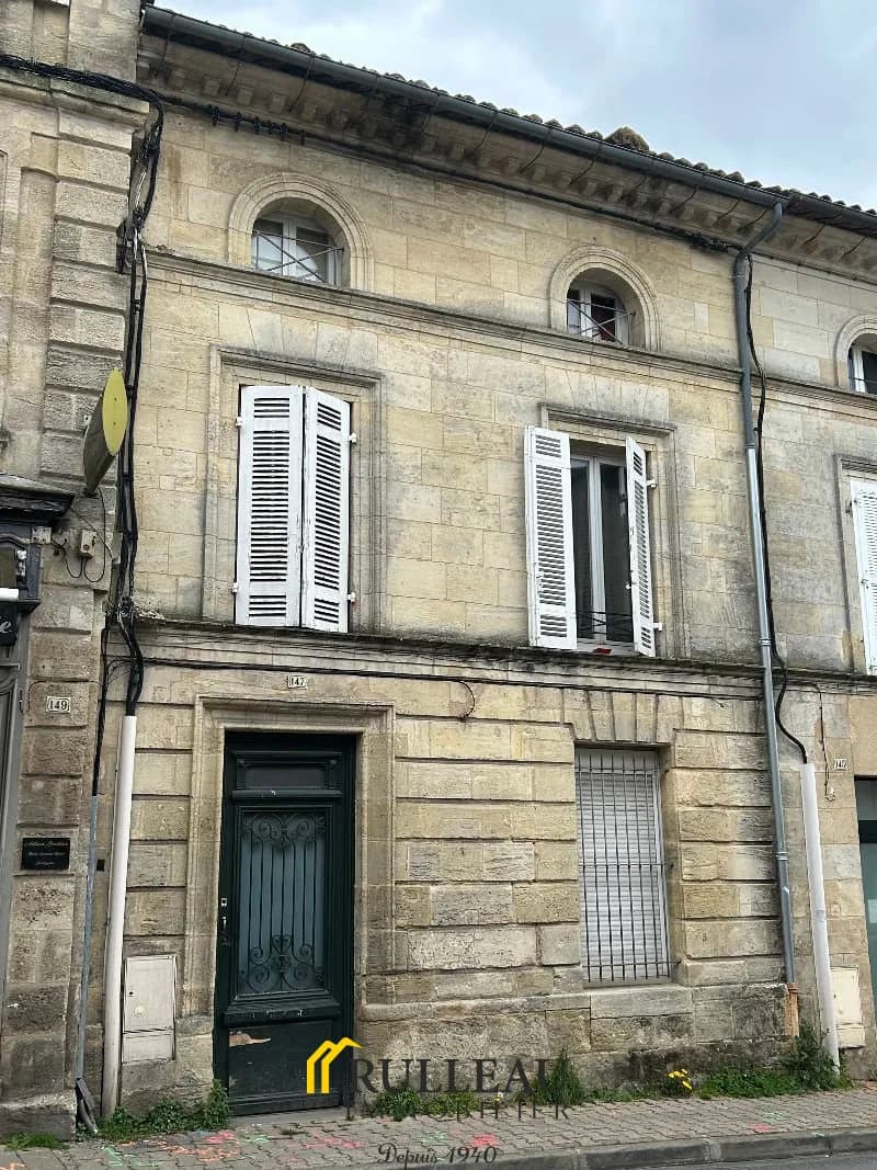 IMMEUBLE DE RAPPORT - Photo 1