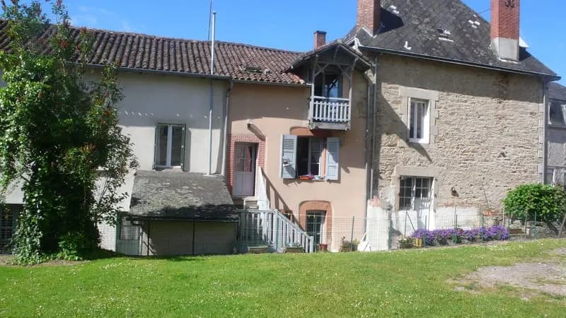 PETIT IMMEUBLE DE RAPPORT A 20 MN DE LIMOGES - Photo 1