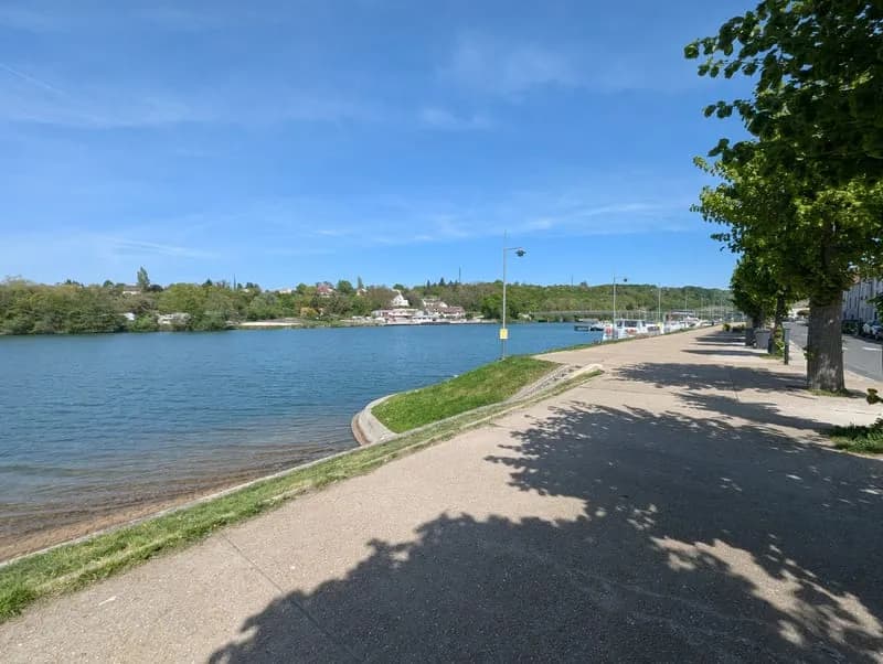 Pour investisseur, immeuble de 5 logements + jardin - Photo 1
