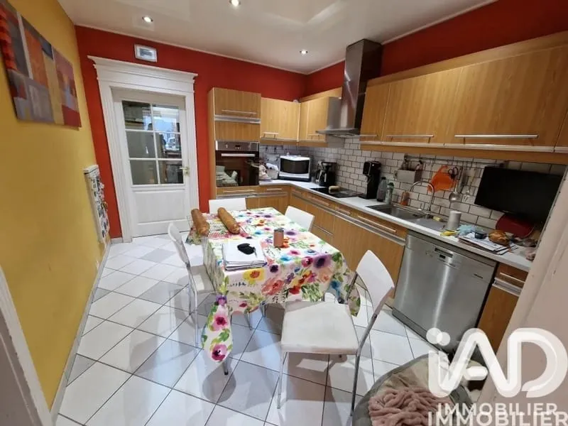 Bâtiment 156 m² - Photo 1