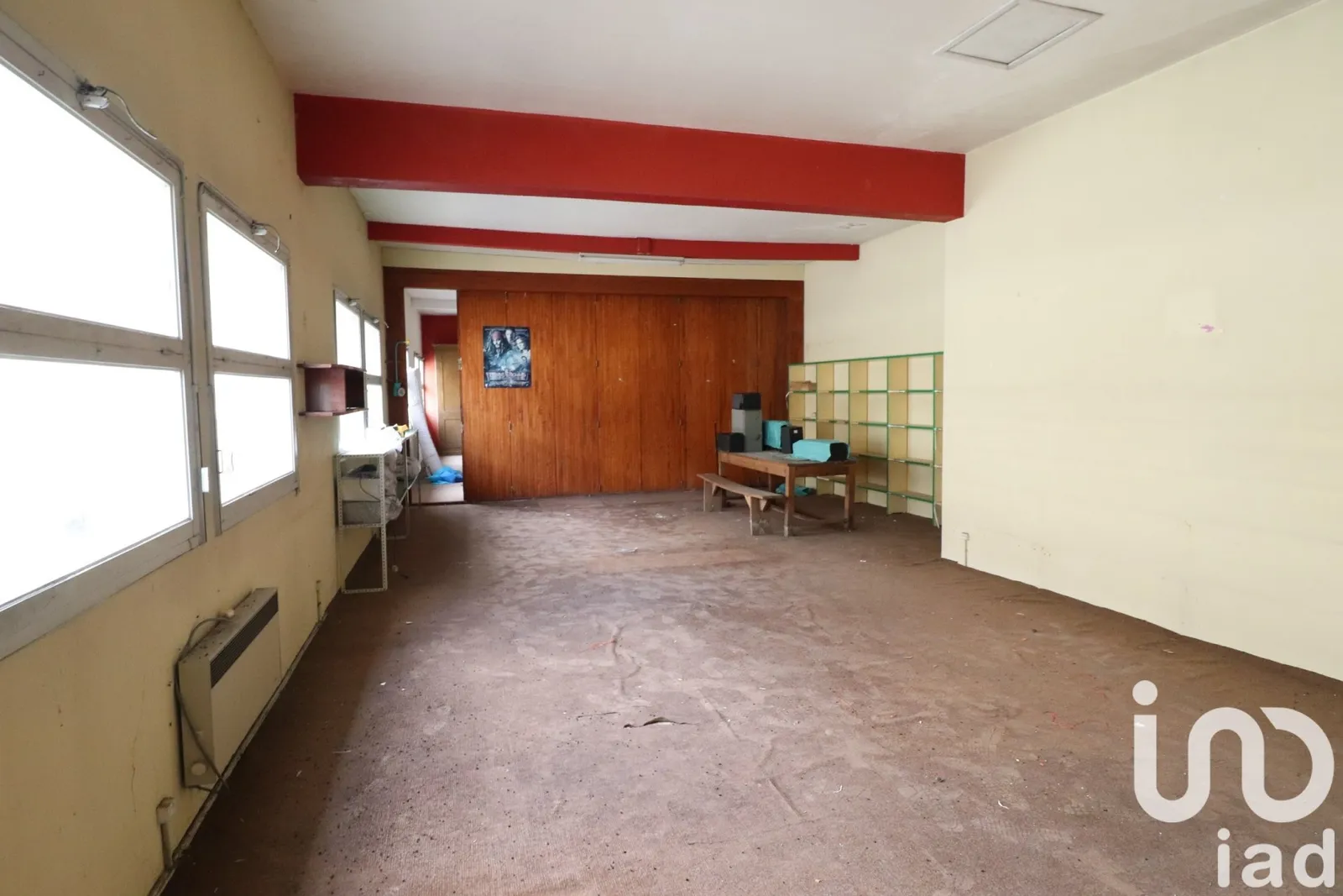 Bâtiment 182 m² - Photo 1