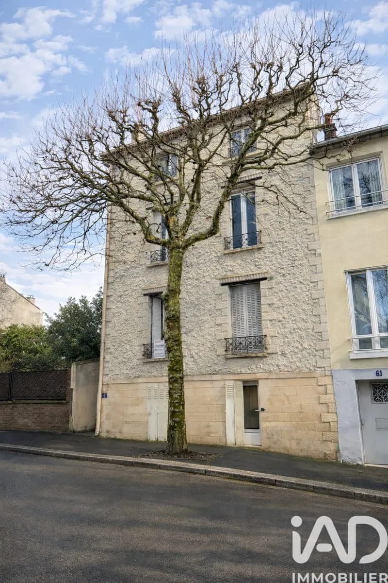 Bâtiment 197 m² - Photo 1