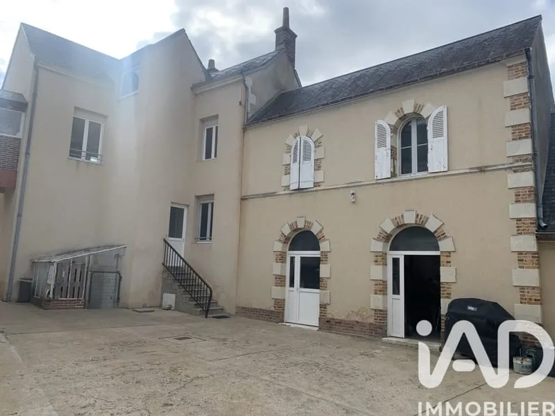 Bâtiment 111 m² - Photo 1