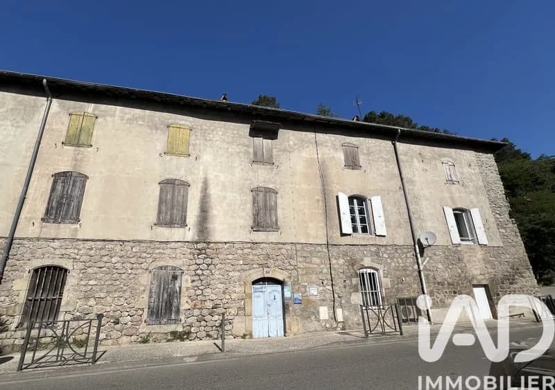 Bâtiment 400 m² - Photo 1