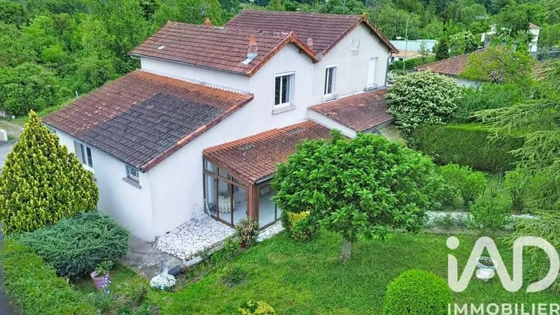 Bâtiment 174 m² - Photo 1