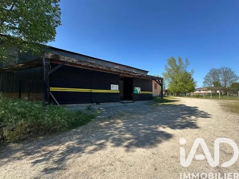 Bâtiment 400 m² - Photo 1