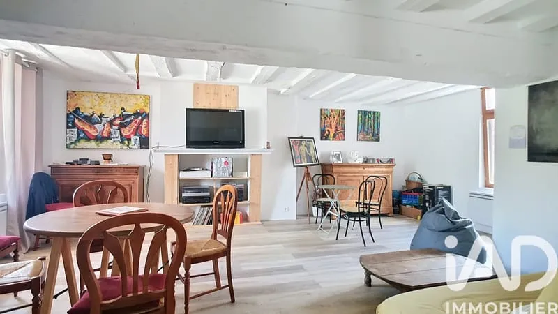 Bâtiment 111 m² - Photo 1