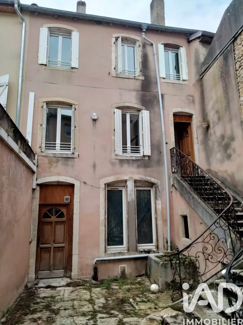 Bâtiment 177 m² - Photo 1