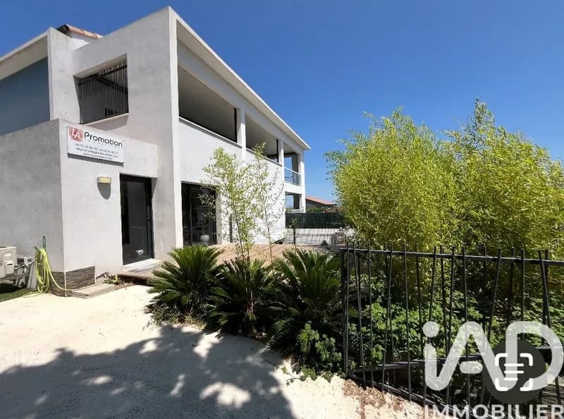 Bâtiment 53 m² - Photo 1