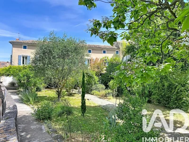Bâtiment 426 m² - Photo 1