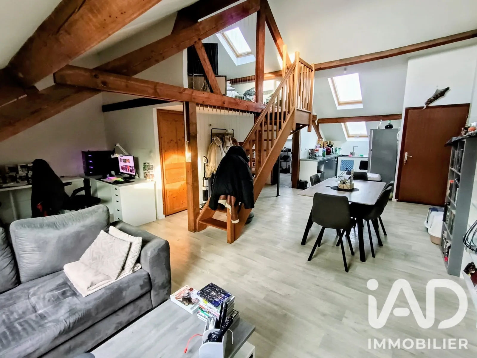 Immeuble de rapport 2 pièces 288 m² - Photo 1