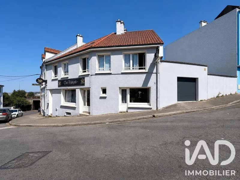 Bâtiment 200 m² - Photo 1