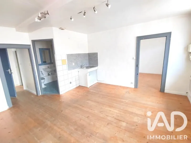 Immeuble de rapport 2 pièces 250 m² - Photo 1