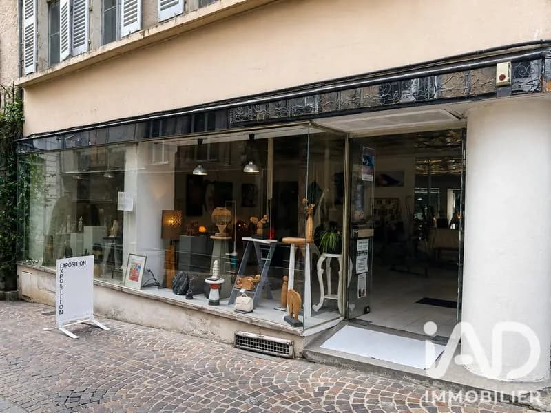 Bâtiment 380 m² - Photo 1