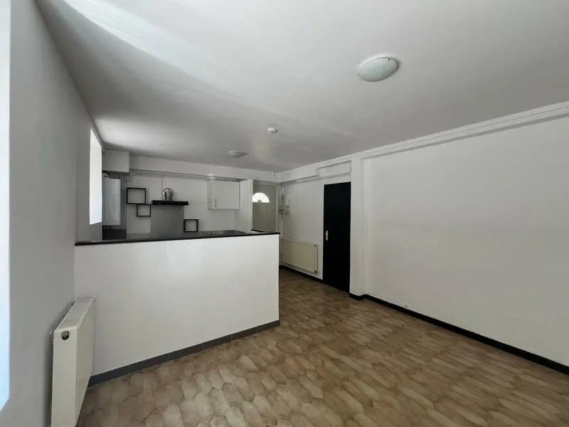 Bâtiment 159 m² - Photo 1