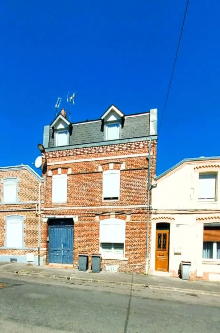 Immeuble Remicourt - Photo 1