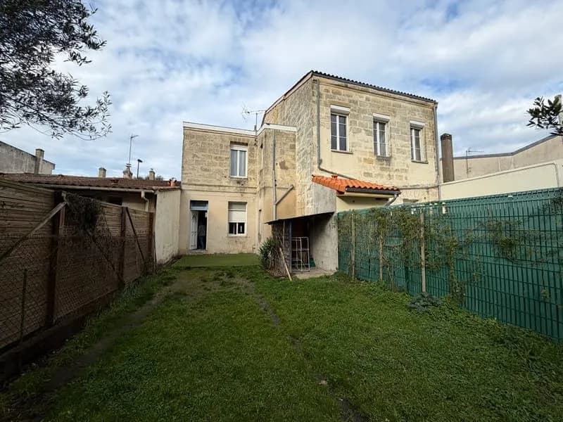 Bordeaux Nansouty - Immeuble pierre avec 2 appartements, jardin et cave - Photo 1