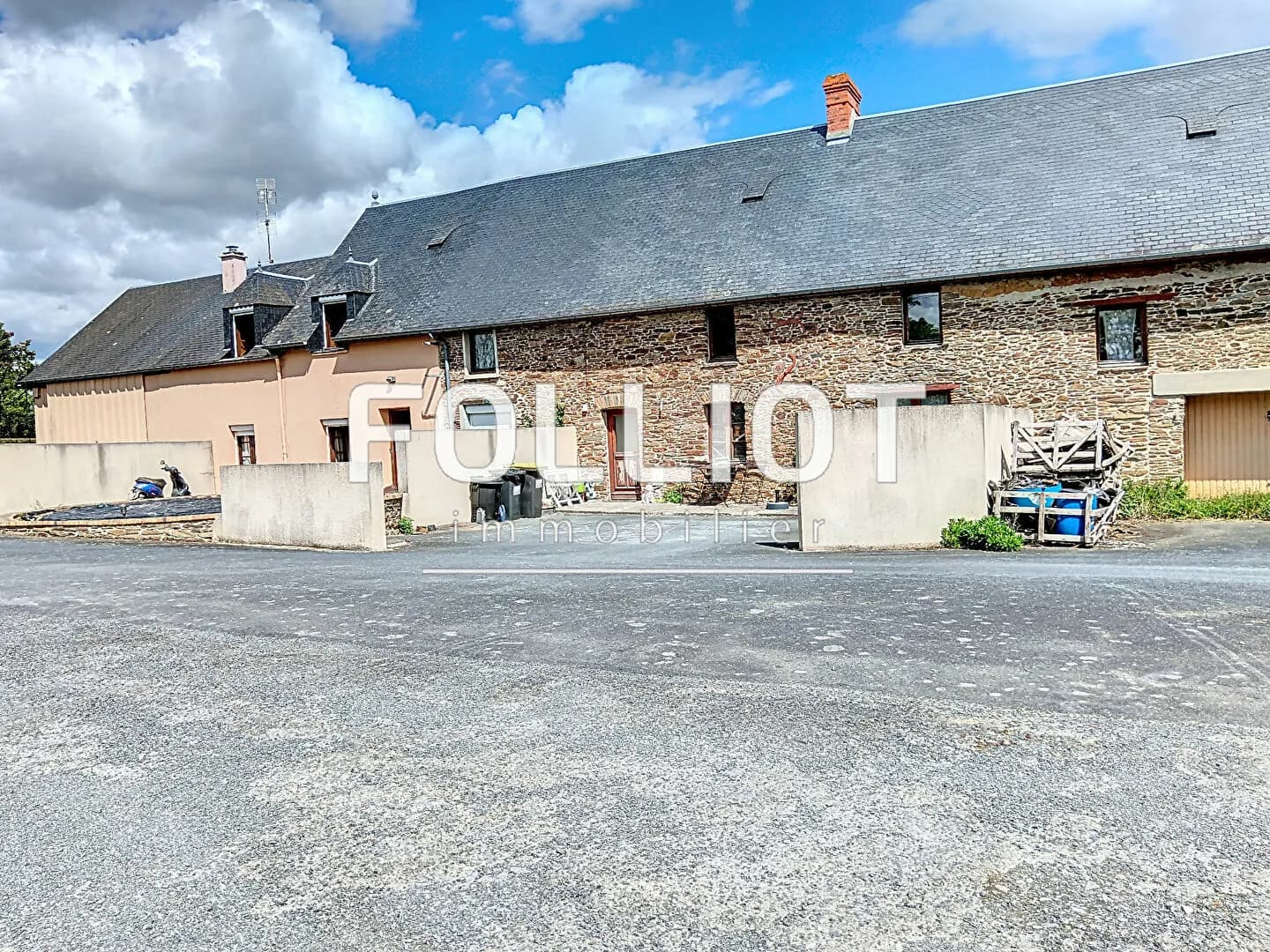 EN VENTE Ensemble immobilier à Saint Clair Sur L'Elle (50680) - Photo 1