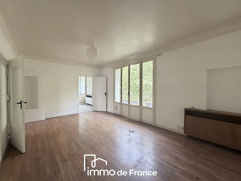 Immeuble Rodez - Local commercial + 2 Appartements T4 - Photo 1
