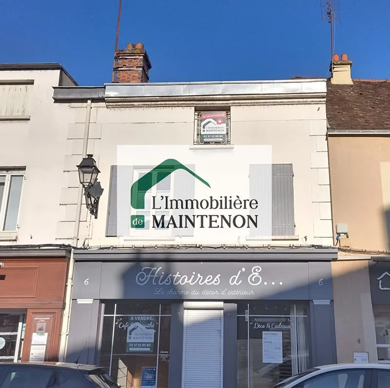 IMMEUBLE CENTRE MAINTENON - Photo 1