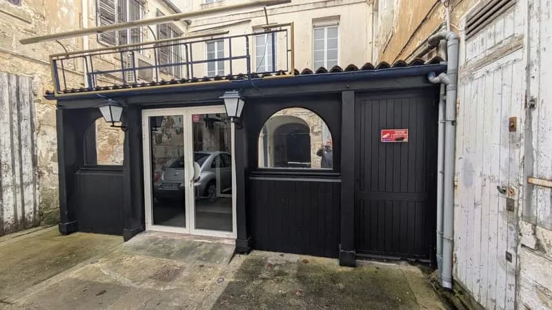 Local commercial de 330 m² Centre Ville - Photo 1
