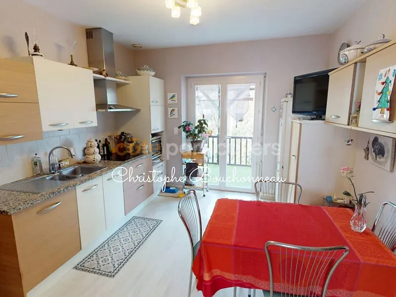 Possible colocation 5 chambres 174m² proche centre - Photo 1