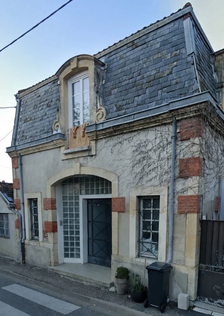 Immeuble à Ste Livrade/Lot proche des commodités - Photo 1