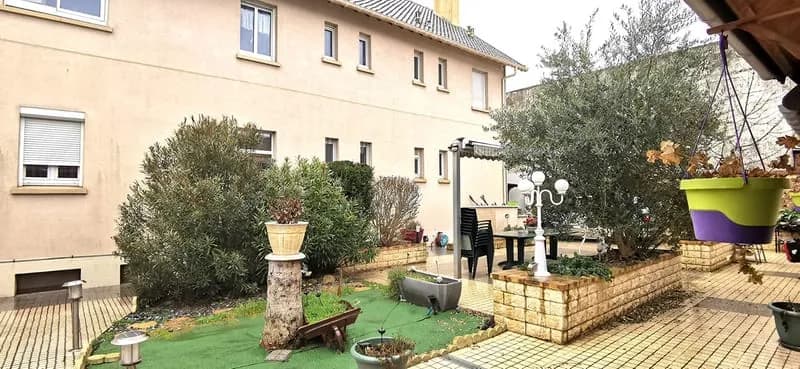 Maison et dépendance 400 m² divisées en appartements Conflans - Photo 1