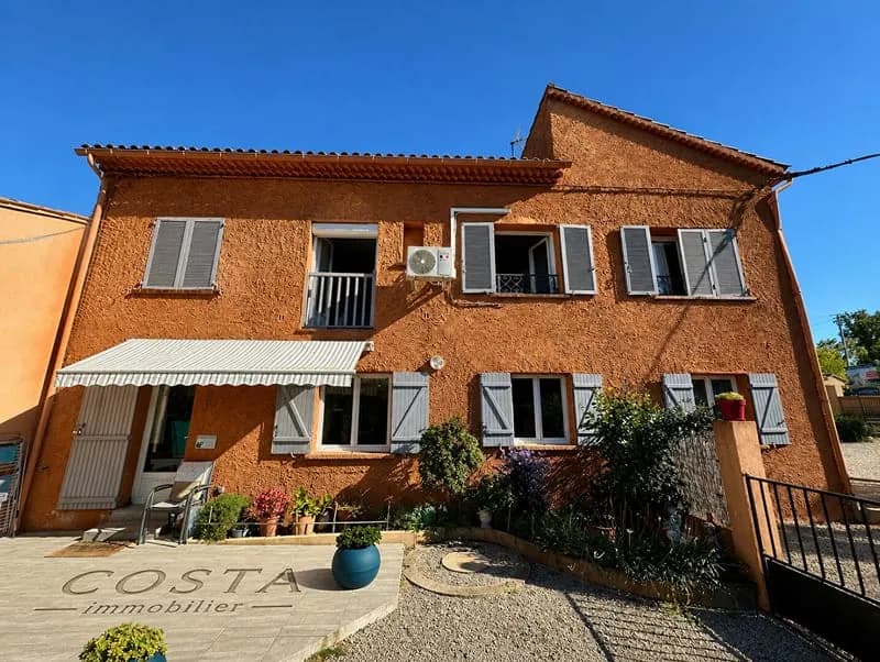 Maison de 5 appartements - Vidauban - Photo 1