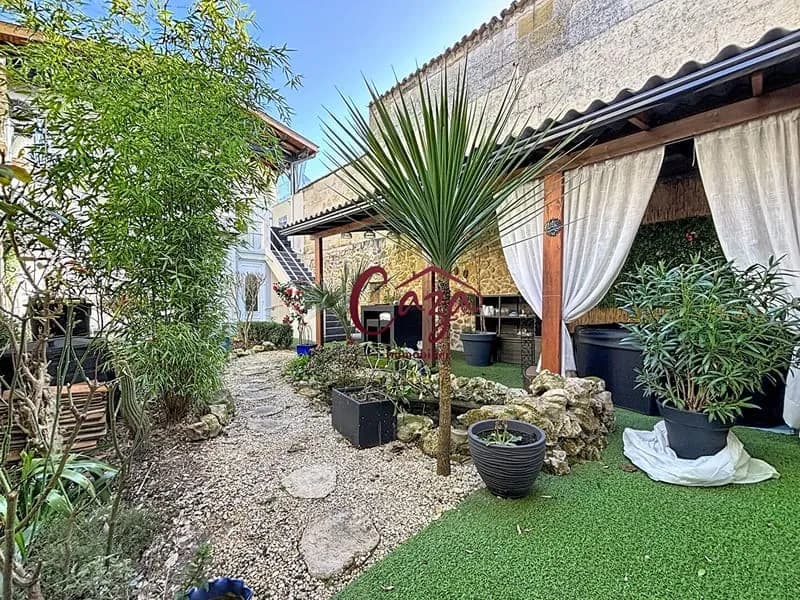 Immeuble Langoiran de 168 m2 - Photo 1