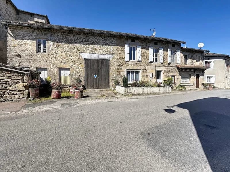 Ensemble immobilier Compreignac - Photo 1