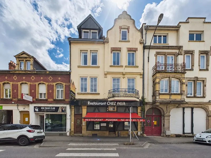 Immeuble METZ - 3 appartements - 1 local commercial - 1 comble à aménager - Photo 1