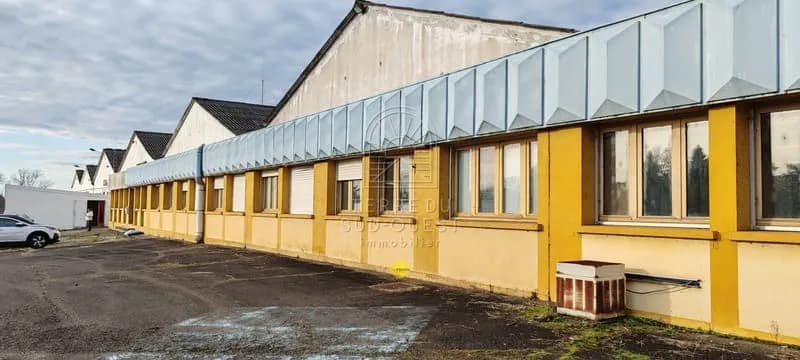 HAGETMAU ? Ensemble immobilier industriel de plus de 12 867 m² - Photo 1