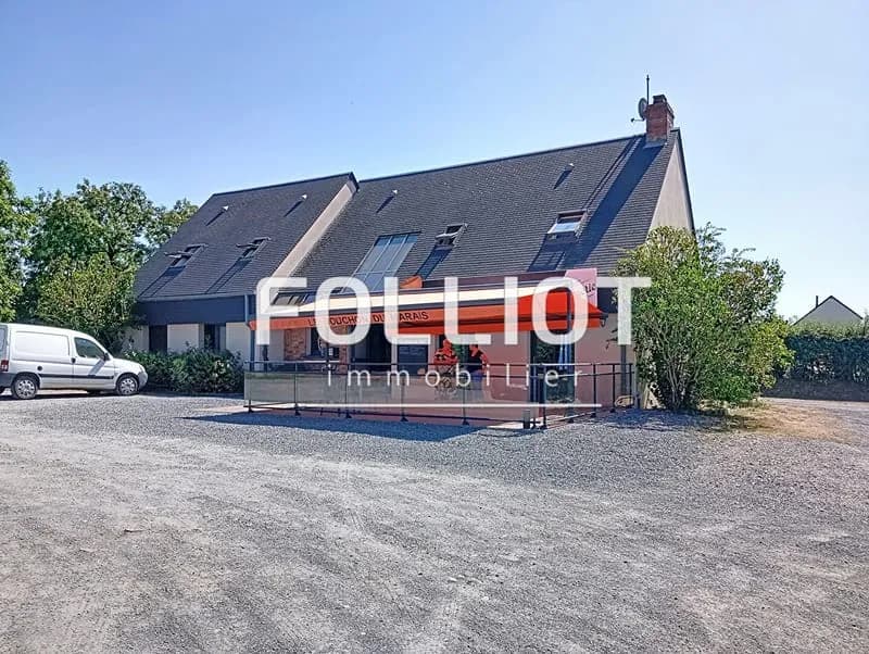 Immeuble avec restaurant et appartement à vendre à Baupte - Réf. 147016 - Photo 1