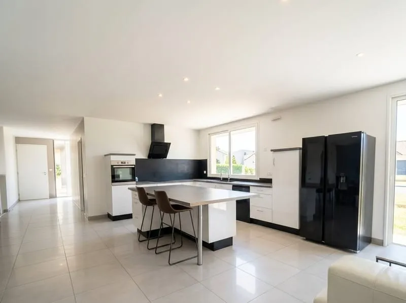 Immeuble de rapport 7 pièces 958 m² - Photo 1
